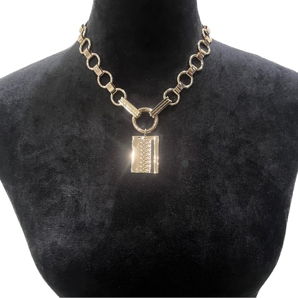 NWOT Dannijo Elisa Statement Necklace - Picture 2 of 9